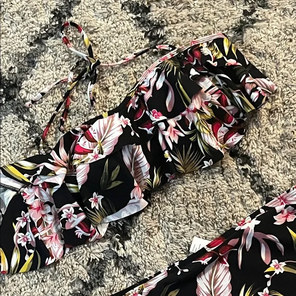 NWOT Cocoship Black Floral Two-Piece Bikini Set - Picture 4 of 11